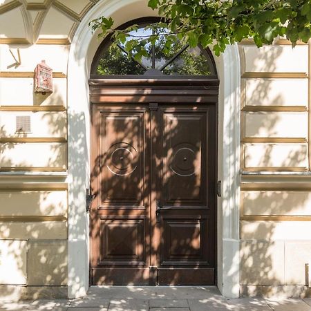 Lovers Nest Apartment Krasków Exterior foto