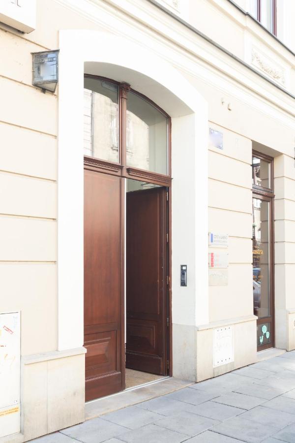 Lovers Nest Apartment Krasków Exterior foto